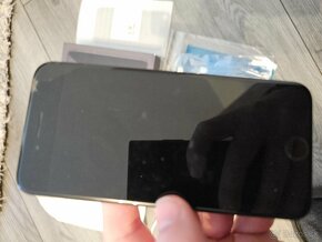 iPhone 7 poškodený, funkčný, komplet opravná sada - 3