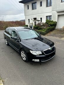 Skoda Superb 2.0TDI 103KW DSG - 3