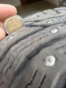 Pneumatiky s hrotmi 205/50 R17 Nokian Nordman 8 - 3