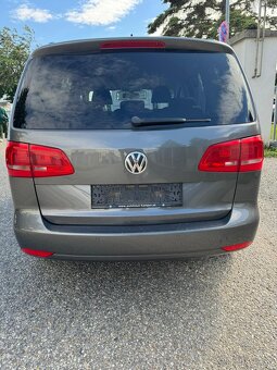 Predám Volkswagen Touran 1.6tdi  DSG 77kw 2011 - 3