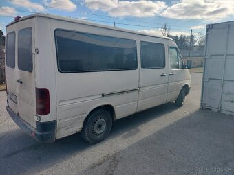 Volkswagen LT 9 miestny - 3