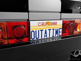 LEGO Ideas 21103 - The DeLorean Time Machine - 3