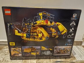 Predám nové a nerozbalené lego 42131 CAT buldozér D11 - 25.6 - 3