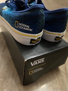 Vans x National Geographic - 3