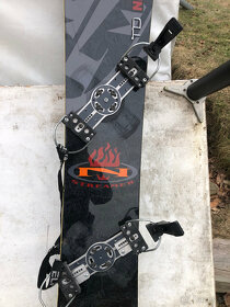 Predám snowboard NIDECKER 160 cm s viazaním. - 3