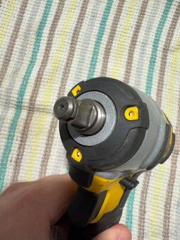 DeWalt DCF883 – 3/8 - 3