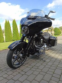 Harley Davidson FLHX Street Glide - 3