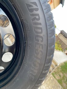 215/60 r16 - 3