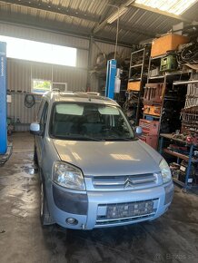 Citroen Berlingo 1.6 i motor NFU - diely - 3