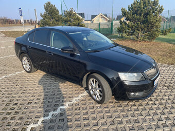 Škoda Octavia 1.6 TDI Elegance - 3