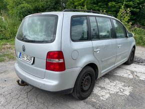 Volkswagen Touran 2.0 TDI - 3