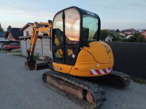 Jcb 8045 - 3