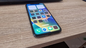 Apple iPhone X 64GB, nová batéria - 3