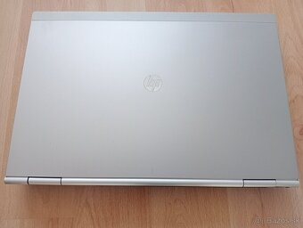 predám HP elitebook / 8gb ram / Intel core i5 / 256gb ssd - 3