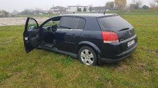 Opel Signum 2,2 direct na suciastky - 3