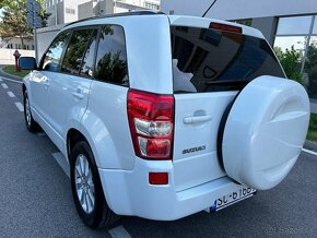 SUZUKI GRAND VITARA 1,9TDI,4x4,1MAJITEĽ,KÚPENÉ SR,PO SERVISE - 3