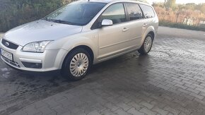 FORD FOCUS COMBI - 3