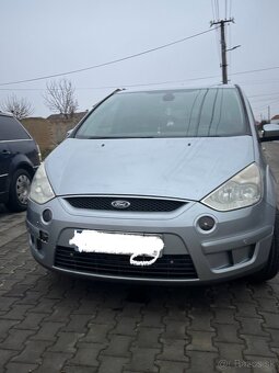 Ford S-MAX - 3