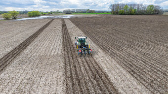 Medziriadkový kultivátor/ Strip till - 3