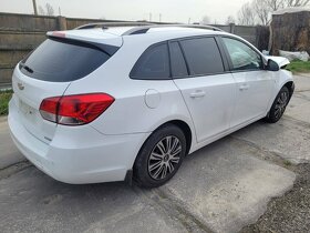 Chevrolet Cruze kombi 1.6 benzin - 3