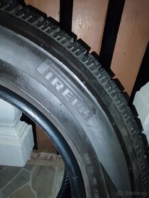 215 70 R16 Pirelli sZimné pneu - 3