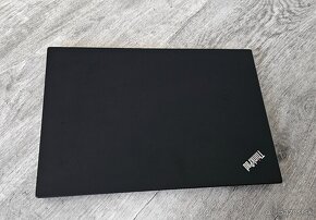 Lenovo ThinkPad T490, i7 , TOP STAV - 3