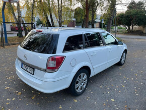 Predám Opel Astra Combi 1.7Diesel - 2010 - 3