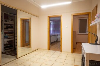 4-izb.byt Mikovíniho ul., 102 m2, 2.poshodie, parkovanie - 3