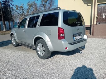 Predám Nissan Patfinder 2.5 dCI MT6 7- miestny - 3