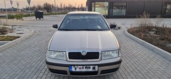 Predam Škodu Octaviu Tour 1.9 TDI .66 kw .Diesel Rok 2005 - 3