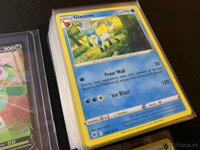 Pokemón MEGA balík (E): 100ks kariet v obaloch s V a Eevee - 3