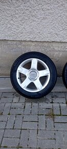 225/55 r17 - 3