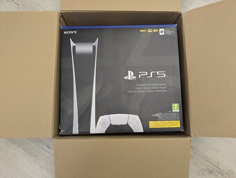 PlayStation 5 Digital Edition - 3