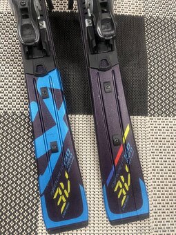 Salomon 3v dĺžka 160cm malo jazdené ako nove Super stav - 3