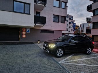 Mercedes-Benz GLC SUV 4x4 benzín 2.0L - 3