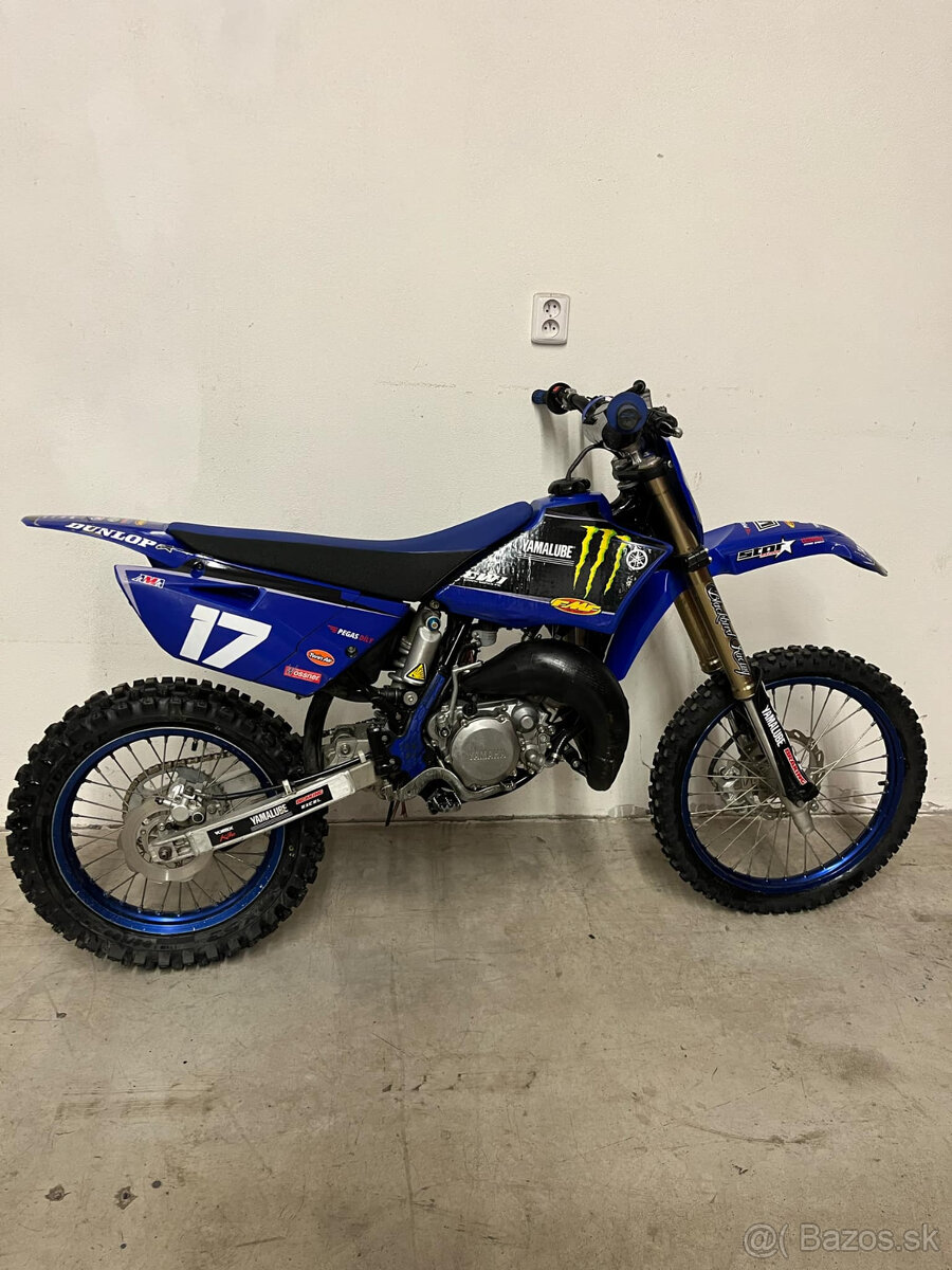 YAMAHA YZ 85