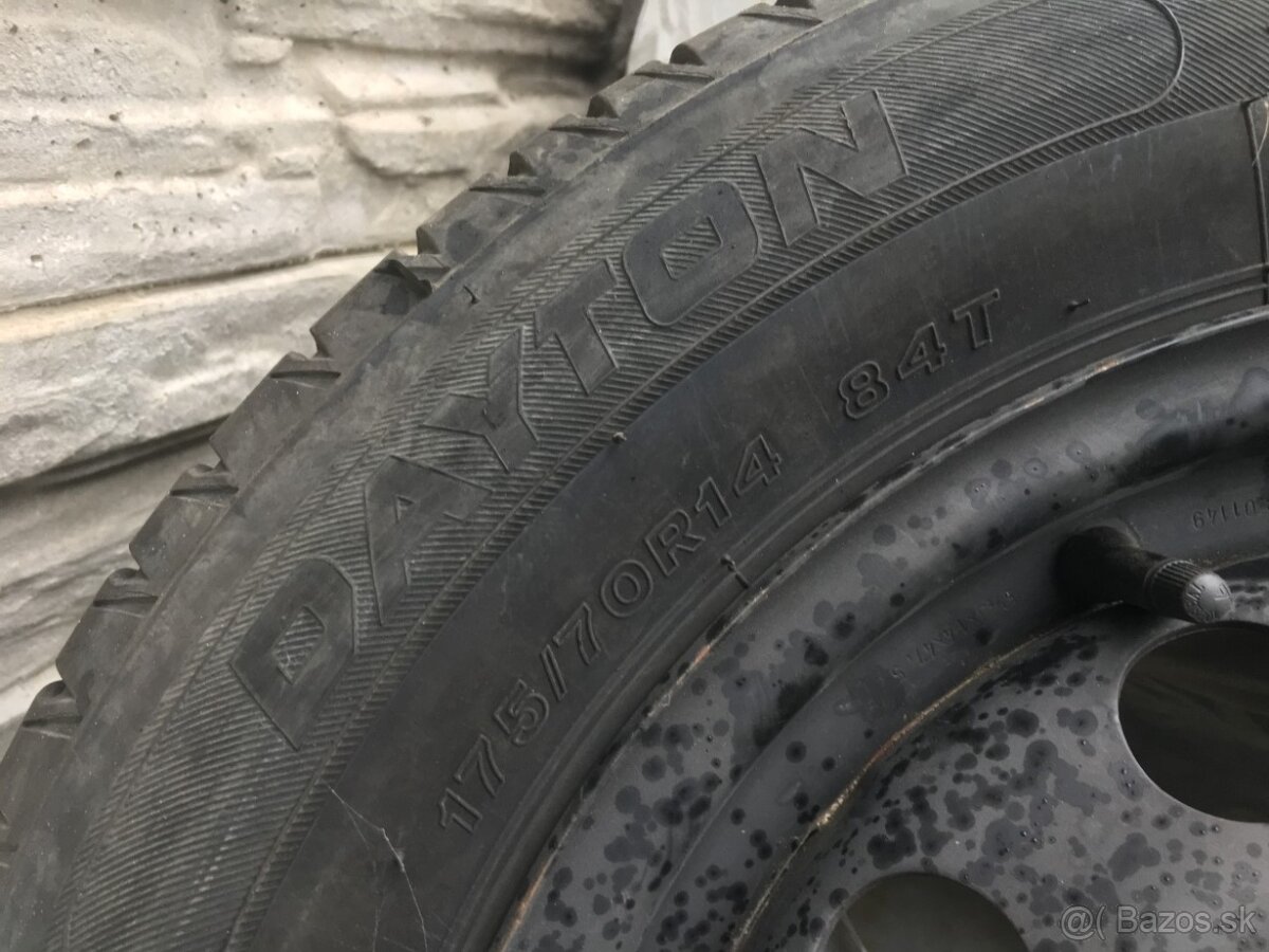 LETNE KOLESA na FORD FIESTA 175/70 R14 DAYTON