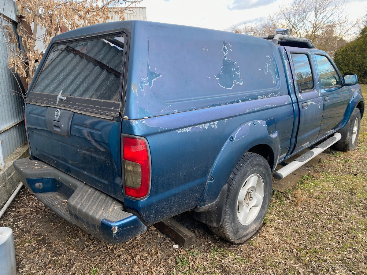 Predám alebo vyemením  Nissan Frontier 3,3 Frontier CREW CAB