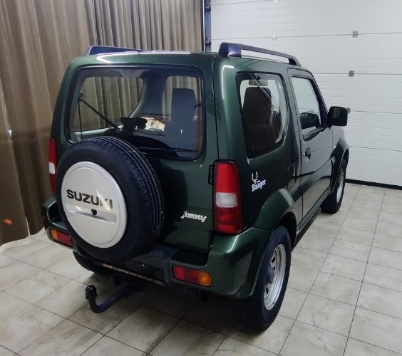 4x4 benzín Suzuki Jimny 2014