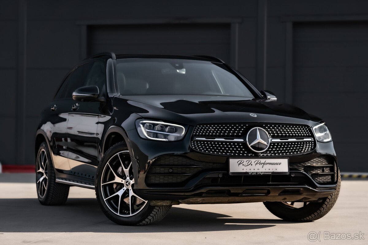 Mercedes-Benz GLC 300d 4Matic AMG Line / Dark Night Edition