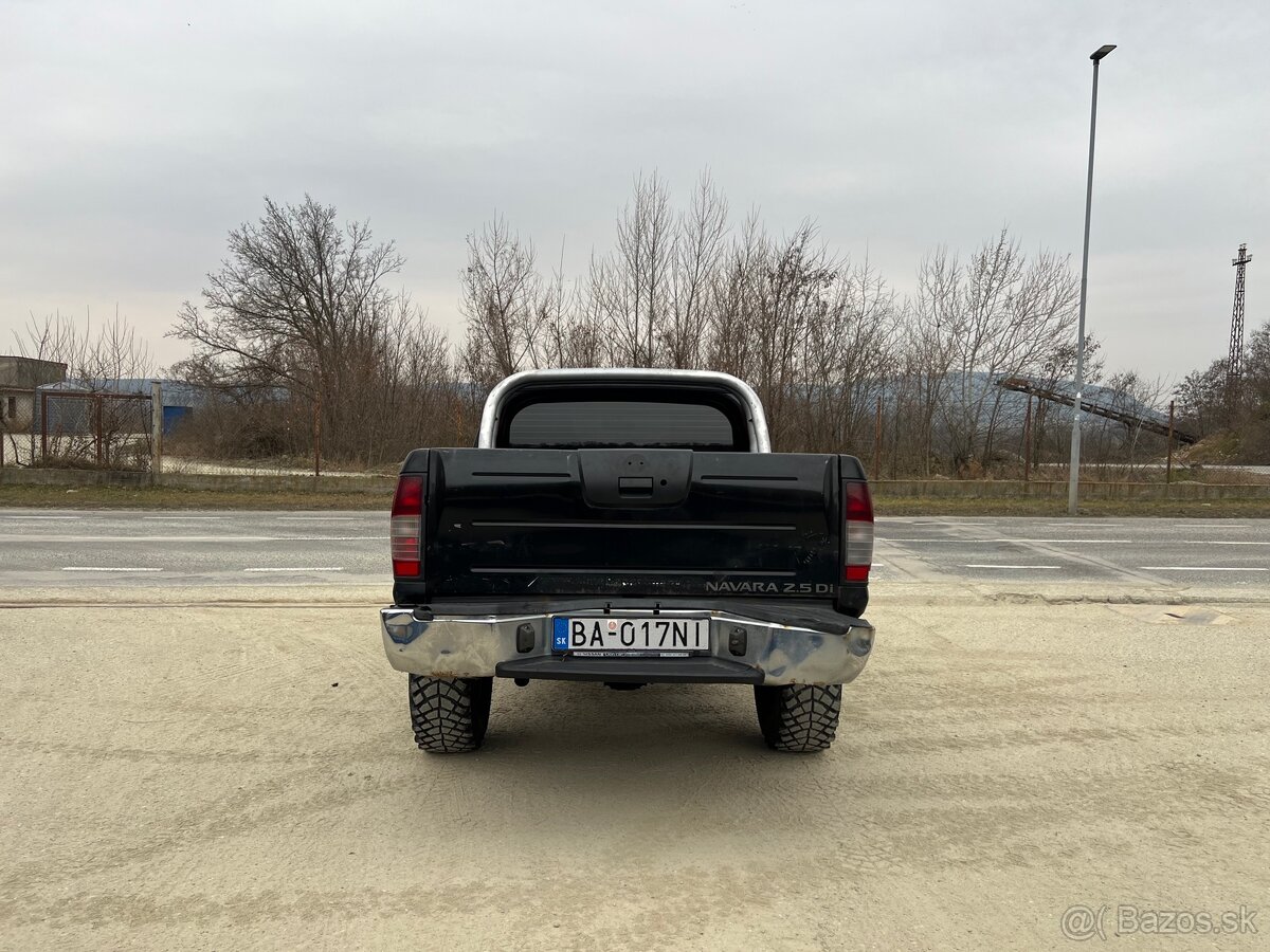 Nissan Navara 2.5Di 98kw D22