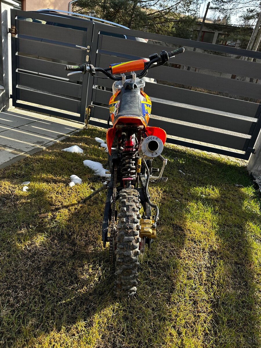 Pit bike 125