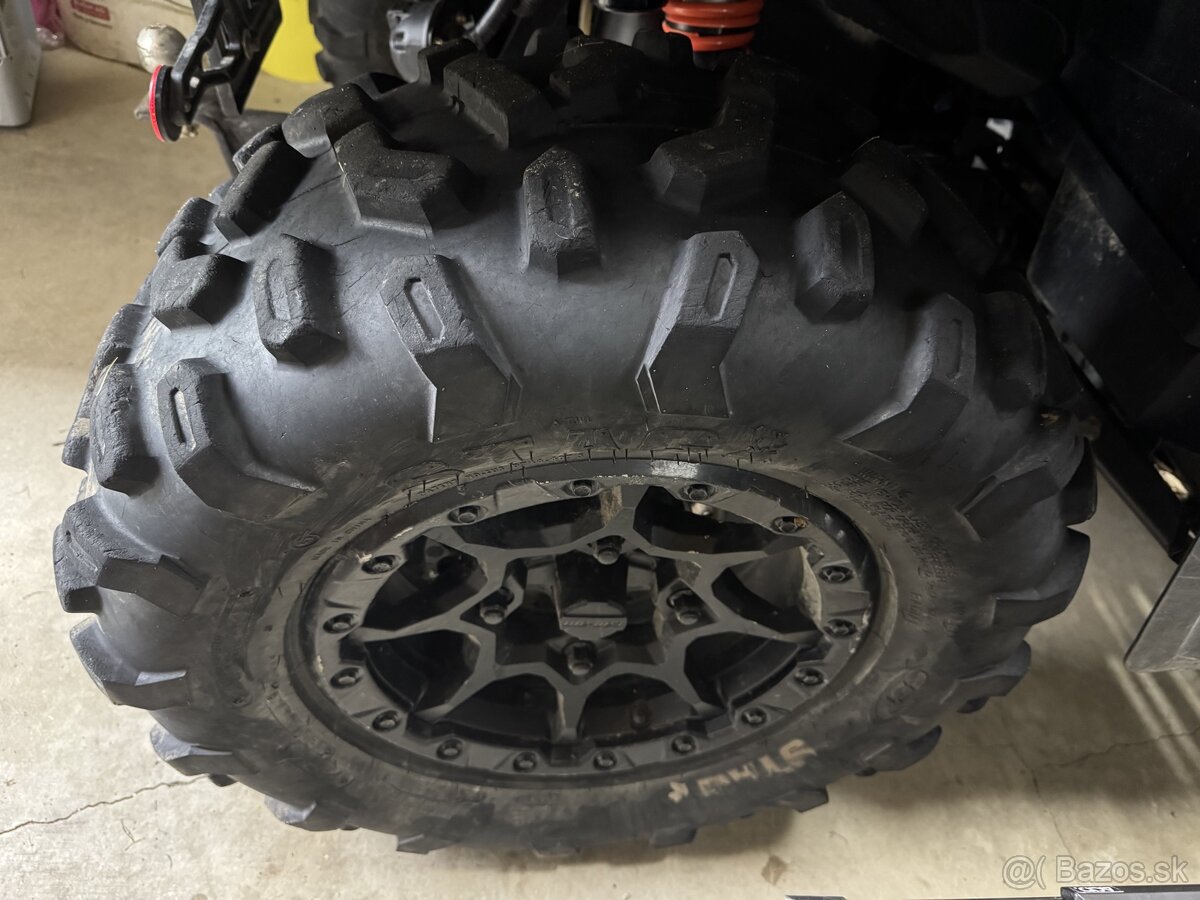 Predám CST stag tires 27  r14