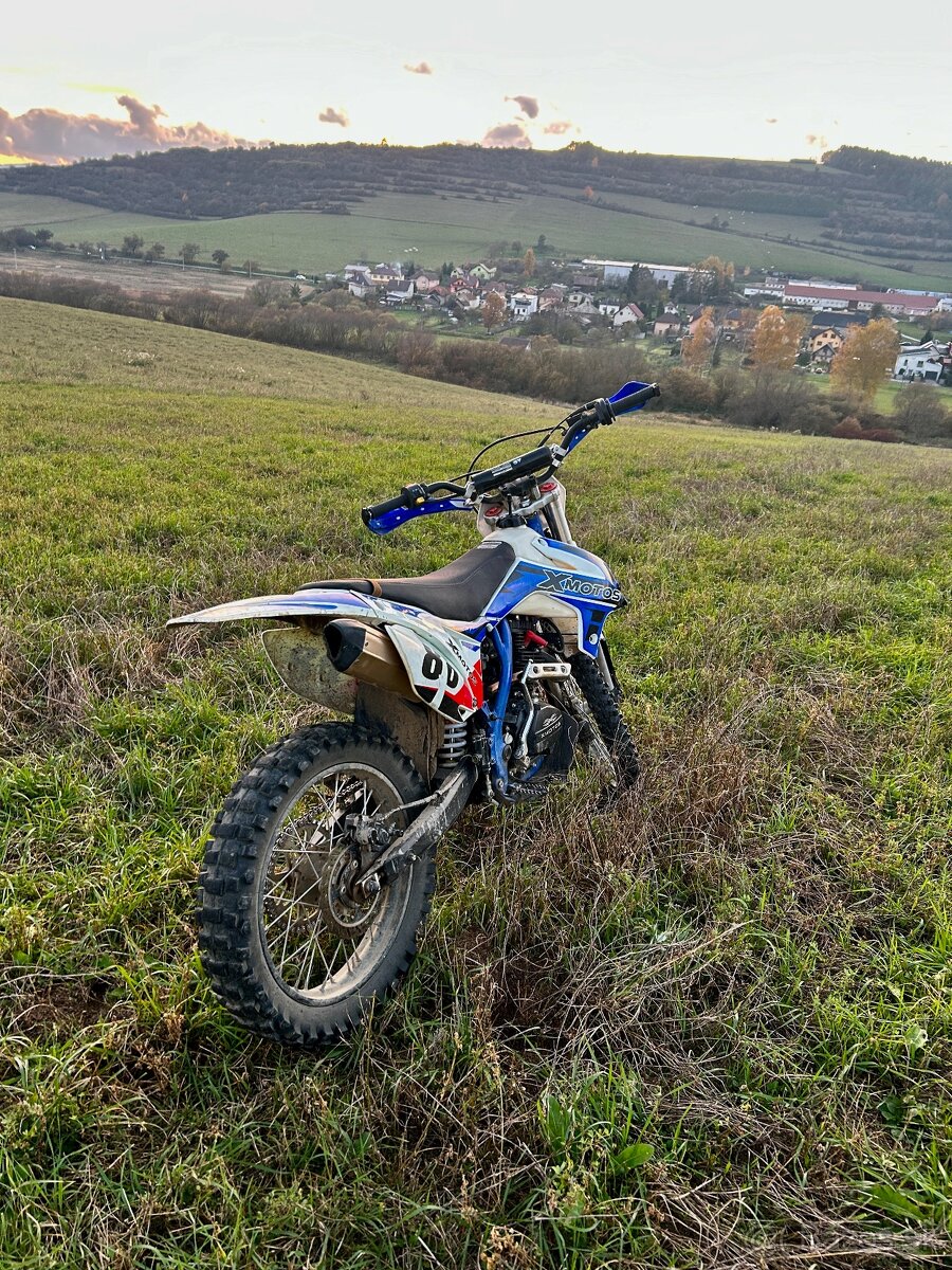 x-motos 250