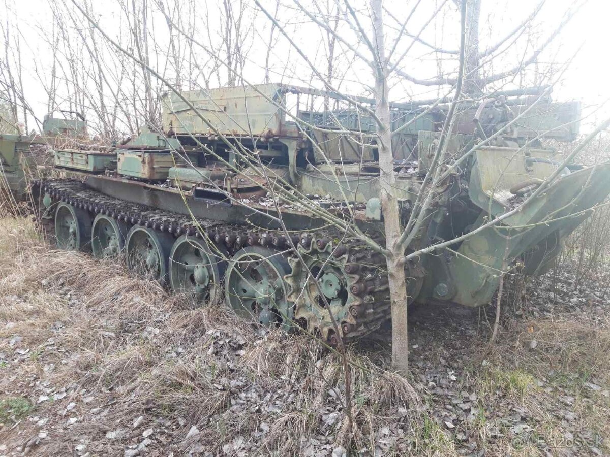 Predám vyprostovací tank VT-55A a ponton GSP-55