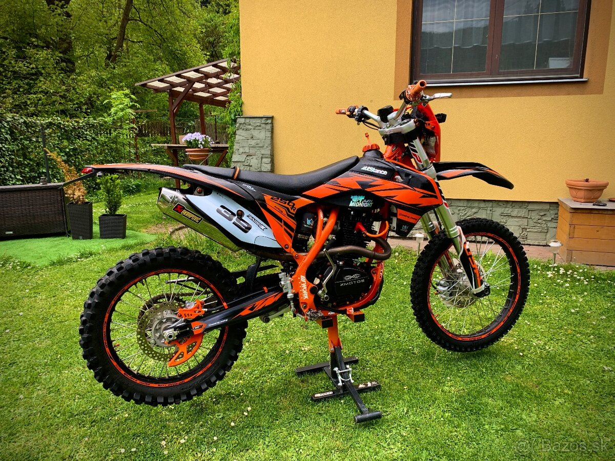 KTM - XMOTOS XB-39 250cc 2023 - SUPER STAV... /