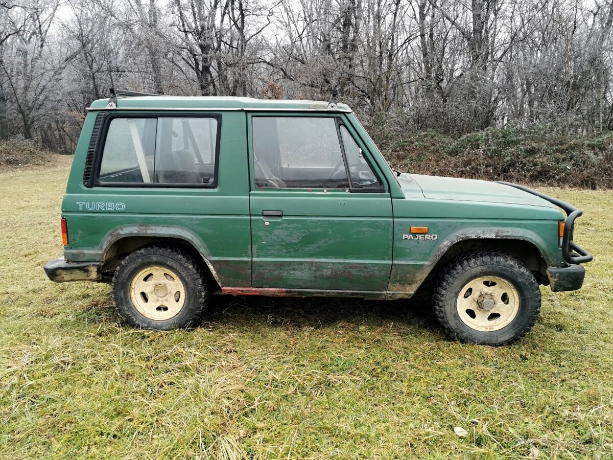 MITSUBISHI PAJERO 2.5TD 4X4