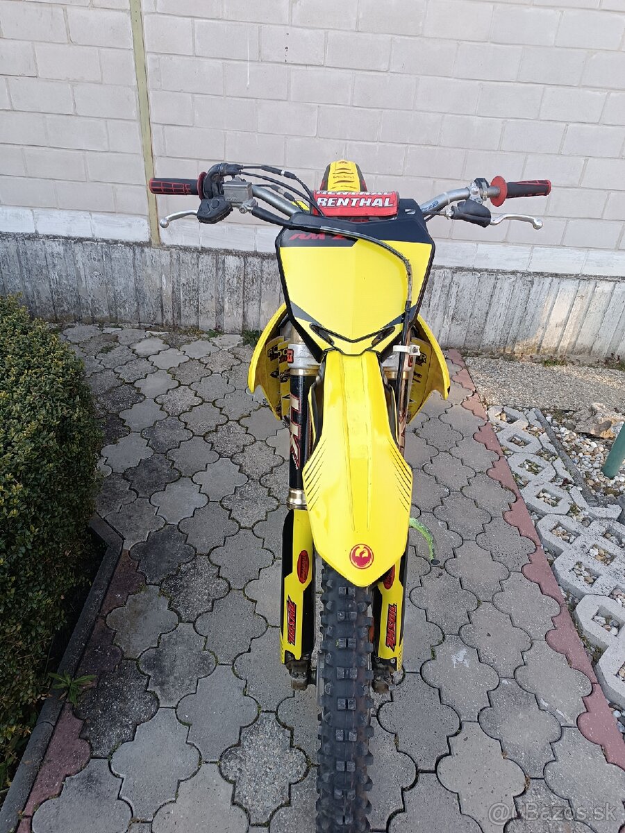 SUZUKI RMZ 250 2014