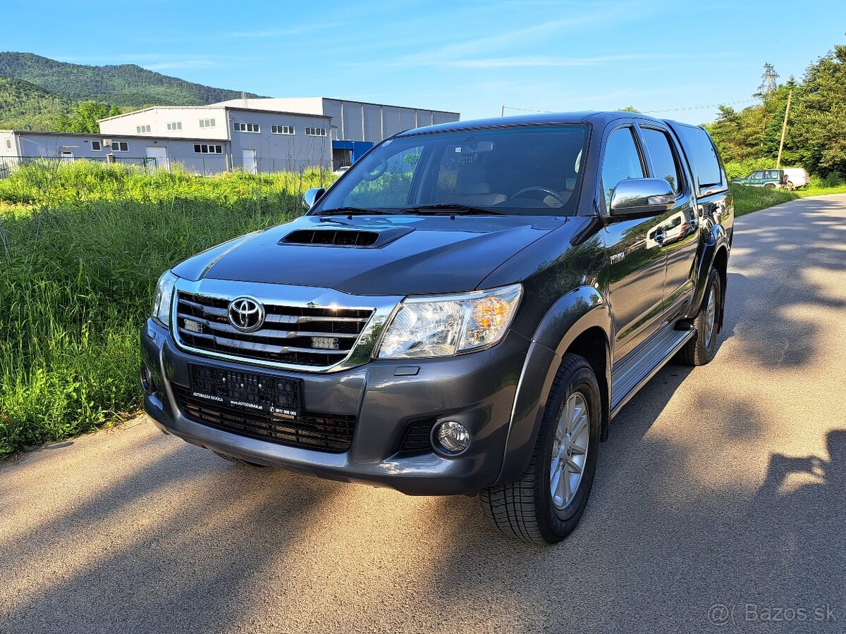 Toyota Hilux Double Cab 3,0 D-4D AT 4x4