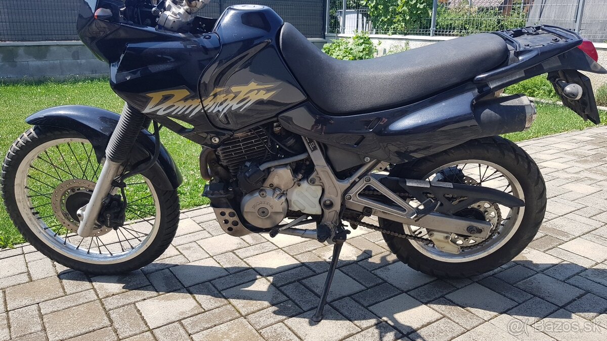 Honda dominator